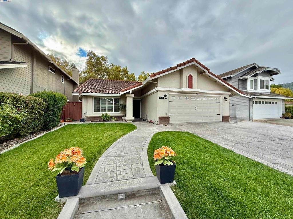 Photo of Listing #41115018