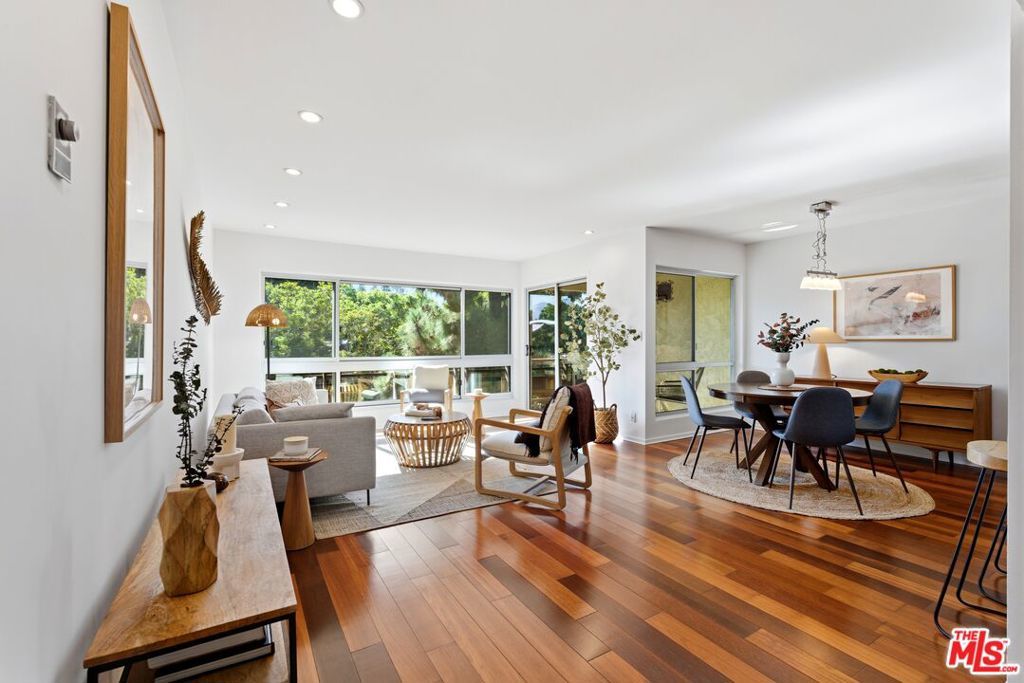 Photo of Listing #25605833