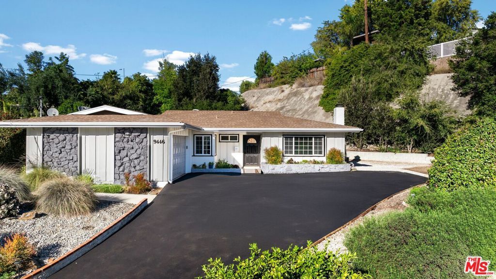 Photo of Listing #25607369