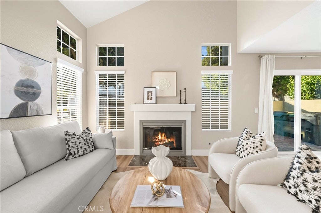 Photo of Listing #OC25207537