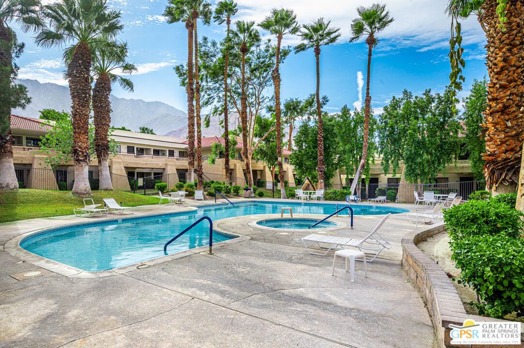 2820 N Arcadia Court # B102, Palm Springs