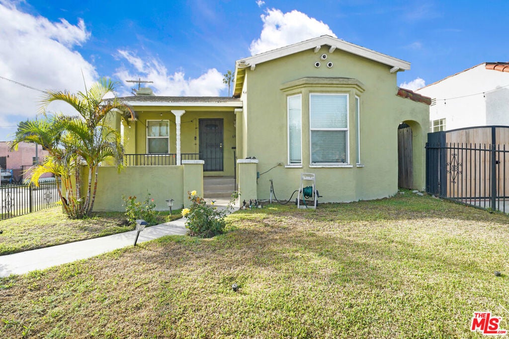 Photo of Listing #25607545