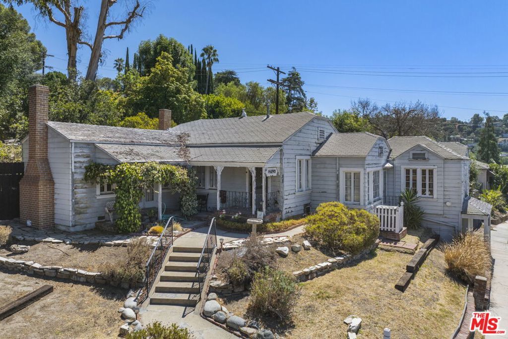 Photo of Listing #25607555