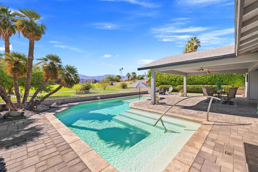 77245 Indiana Avenue, Palm Desert