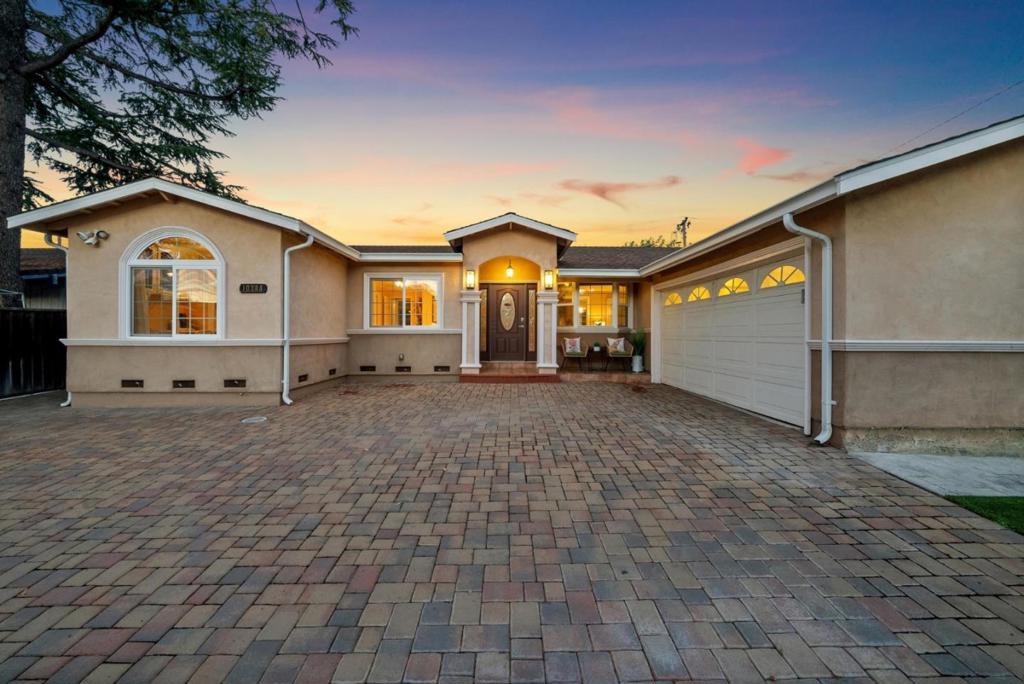 Photo of Listing #ML82025220