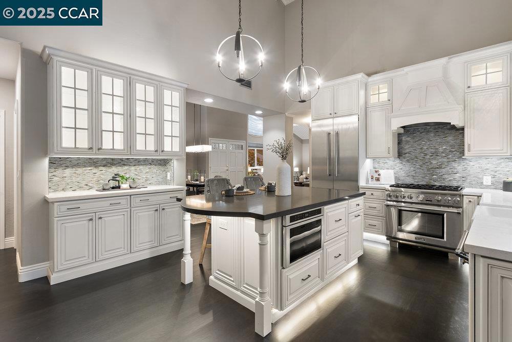 Photo of Listing #41115145