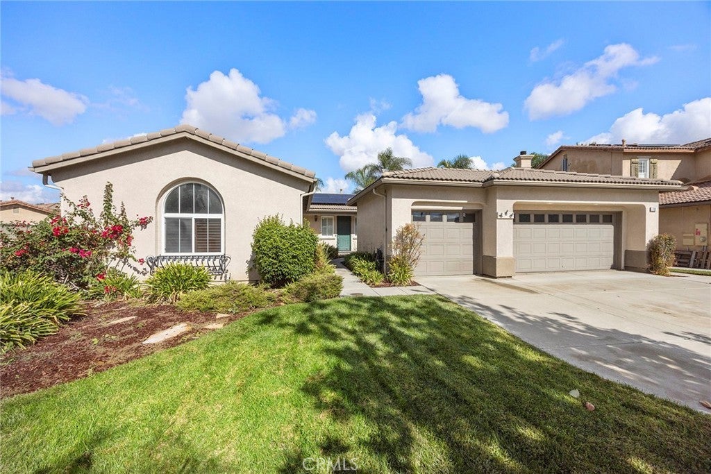 Photo of Listing #PW25241325