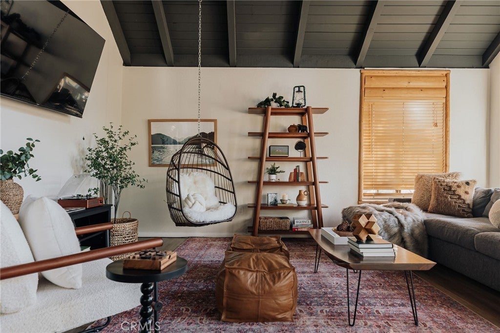 Photo of Listing #IG25242393