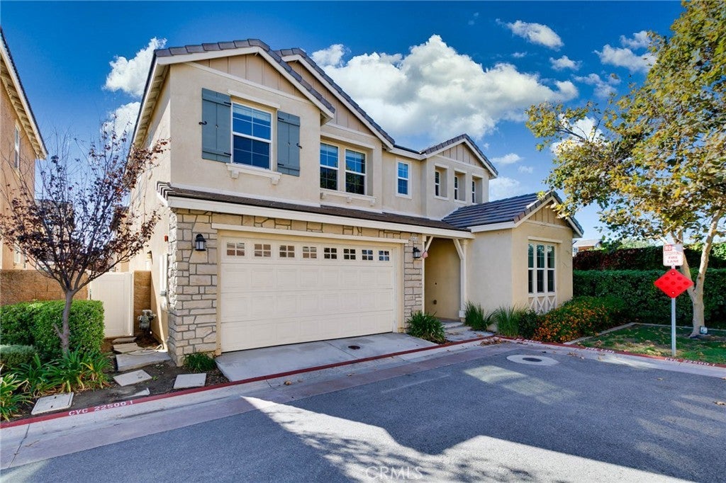 Photo of Listing #OC25239438