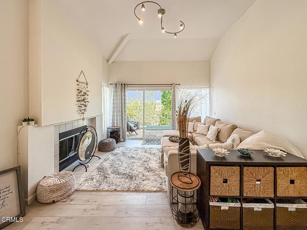 Photo of Listing #V1-32944