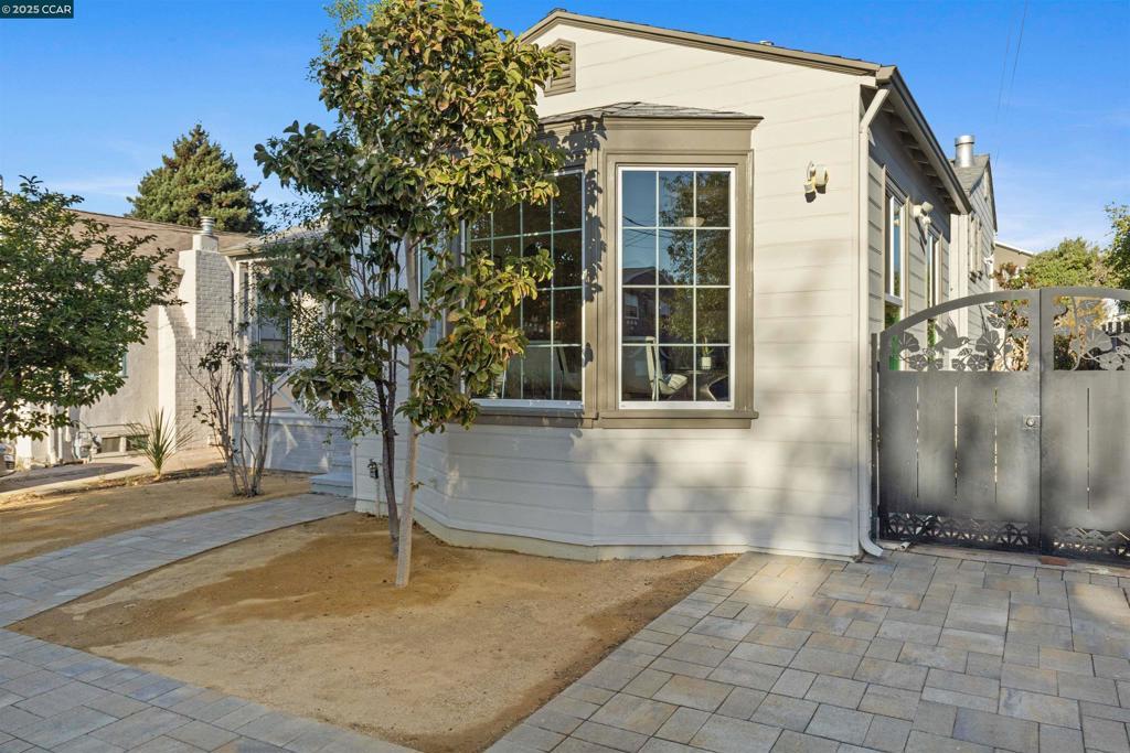 Photo of Listing #41115189