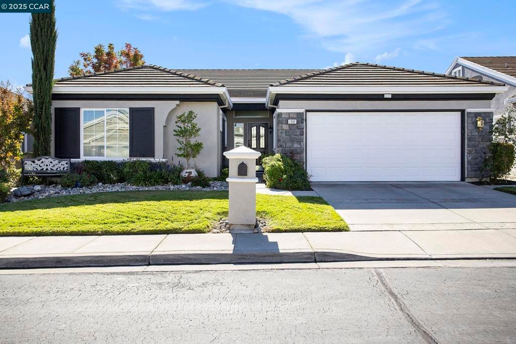 Photo of Listing #41115246