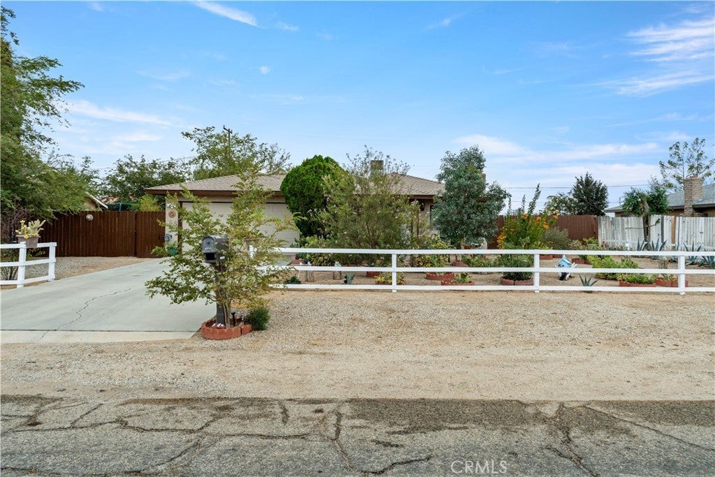 Photo of Listing #CV25242745