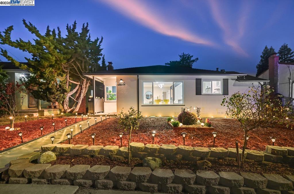 Photo of Listing #41115261