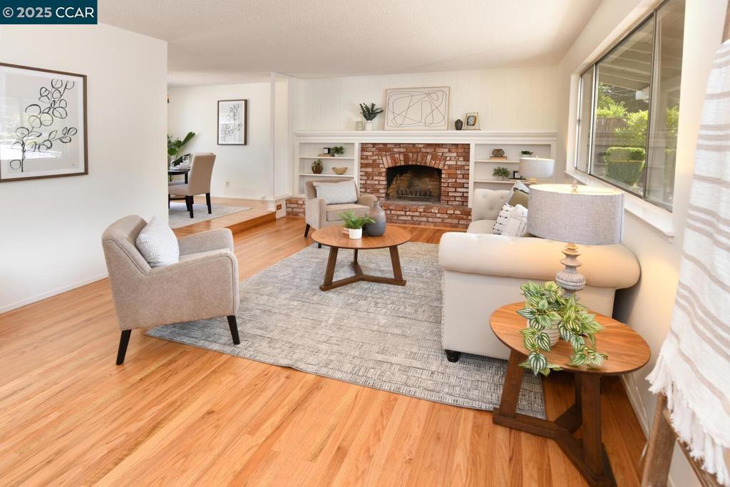 Photo of Listing #41115280