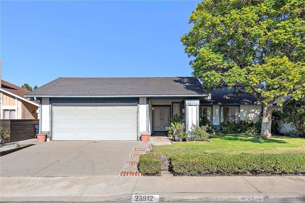 Photo of Listing #OC25241781