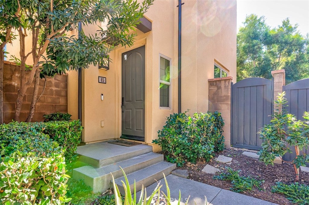 Photo of Listing #OC25241056