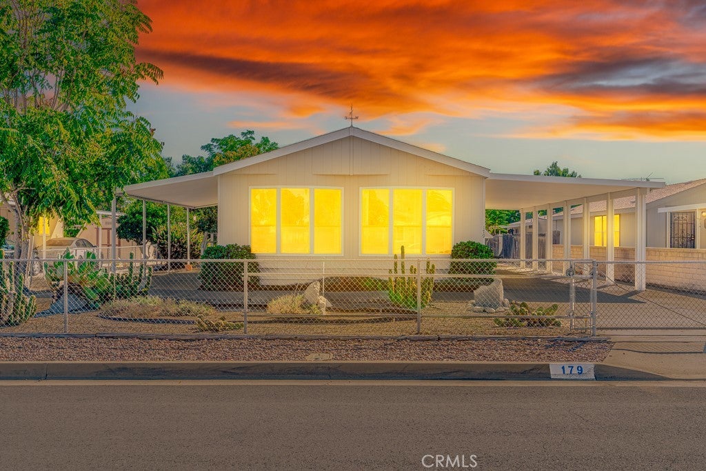 Photo of Listing #SW25243291