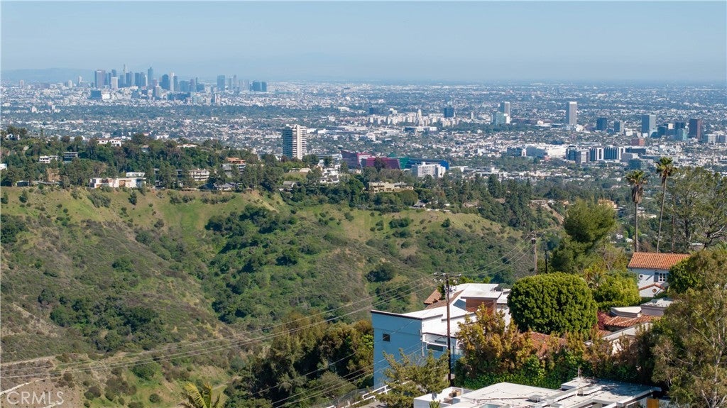 Photo of Listing #SR25244048