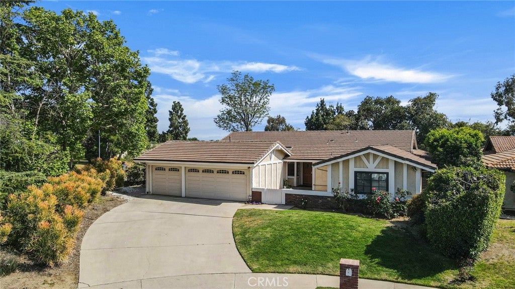 Photo of Listing #SR25244118