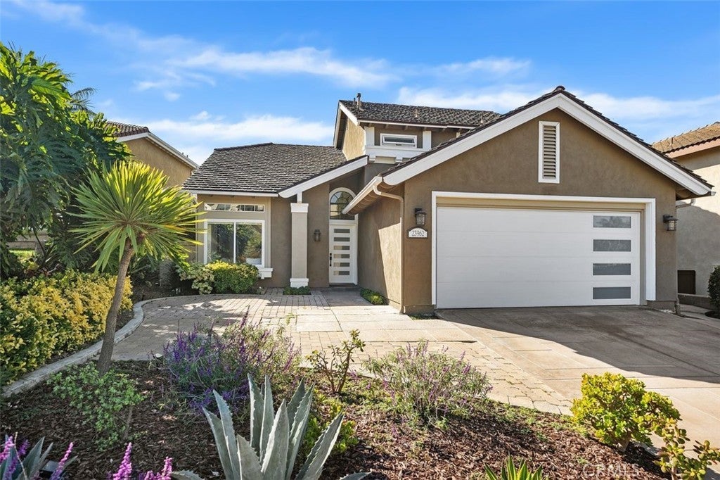 Photo of Listing #OC25244102