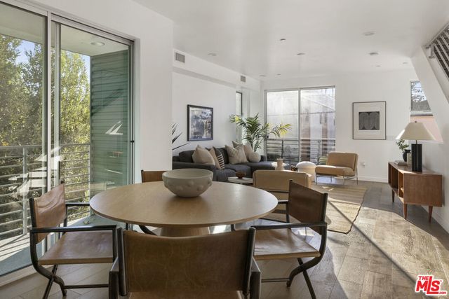 1767 N New Hampshire Avenue, Los Angeles