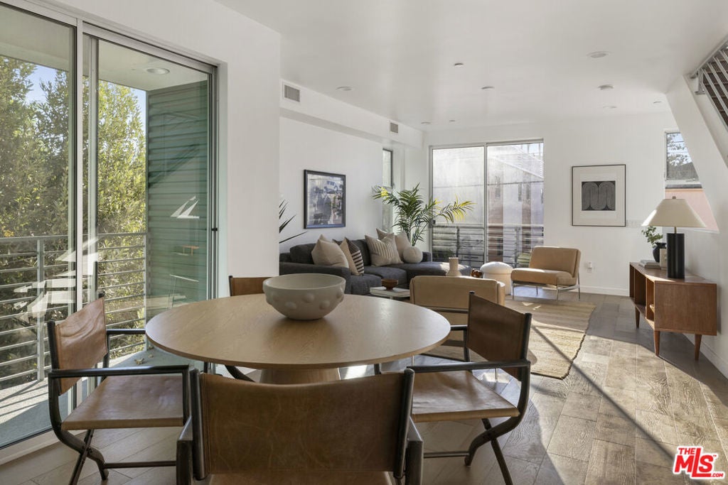 Photo of Listing #25602501