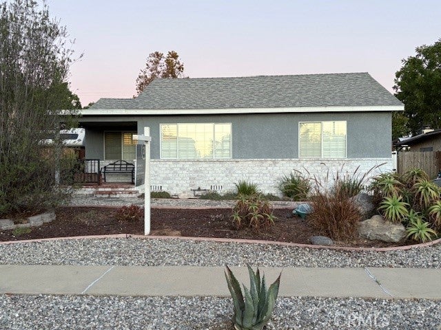 Photo of Listing #SB25243509