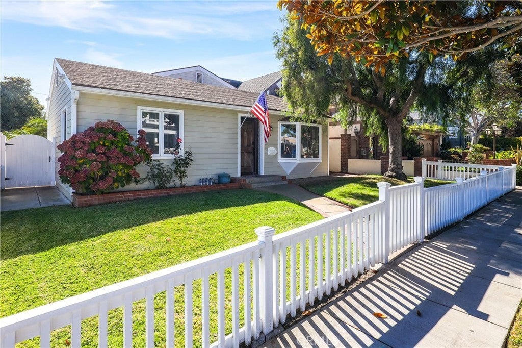 Photo of Listing #OC25244691