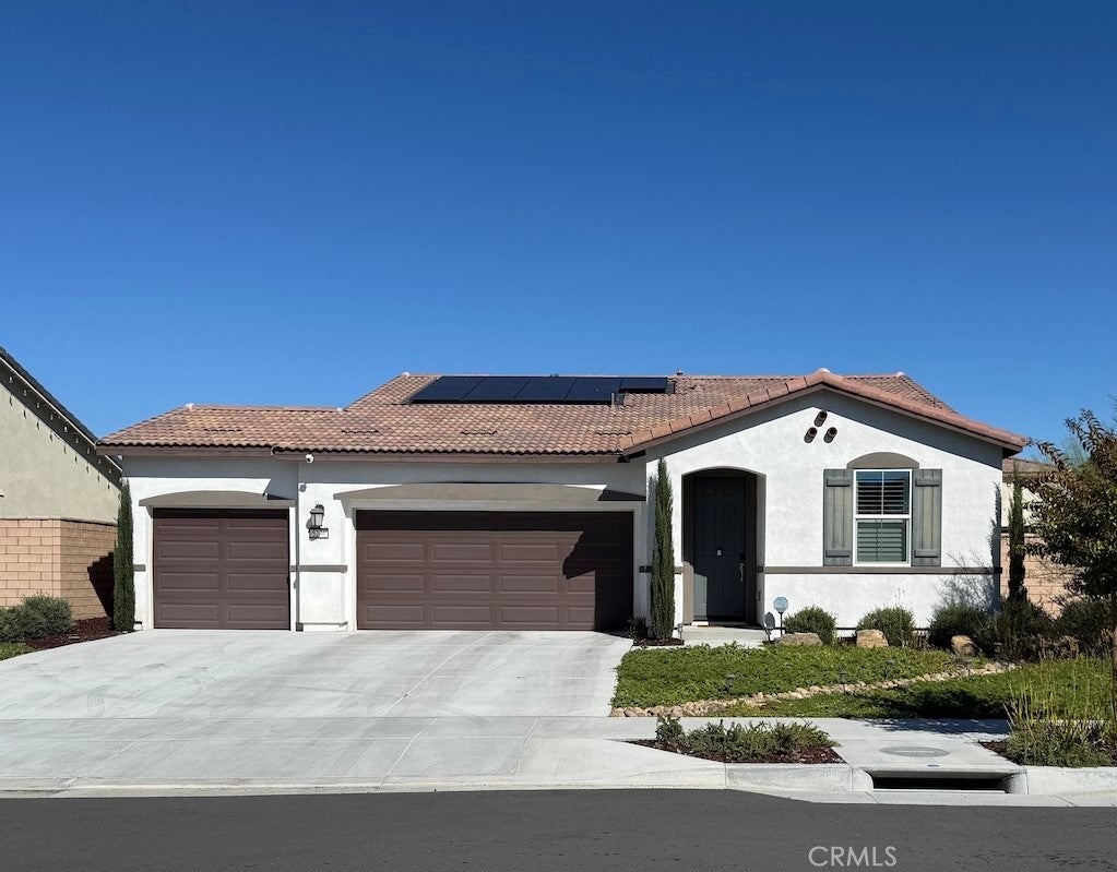 Photo of Listing #SR25243395