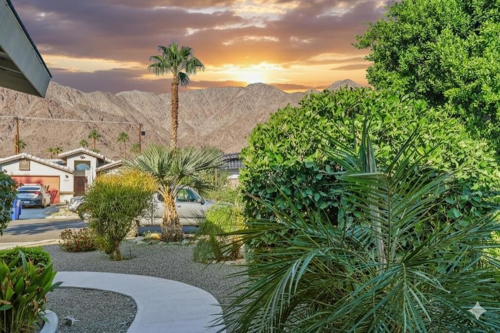 51370 Avenida Carranza, La Quinta