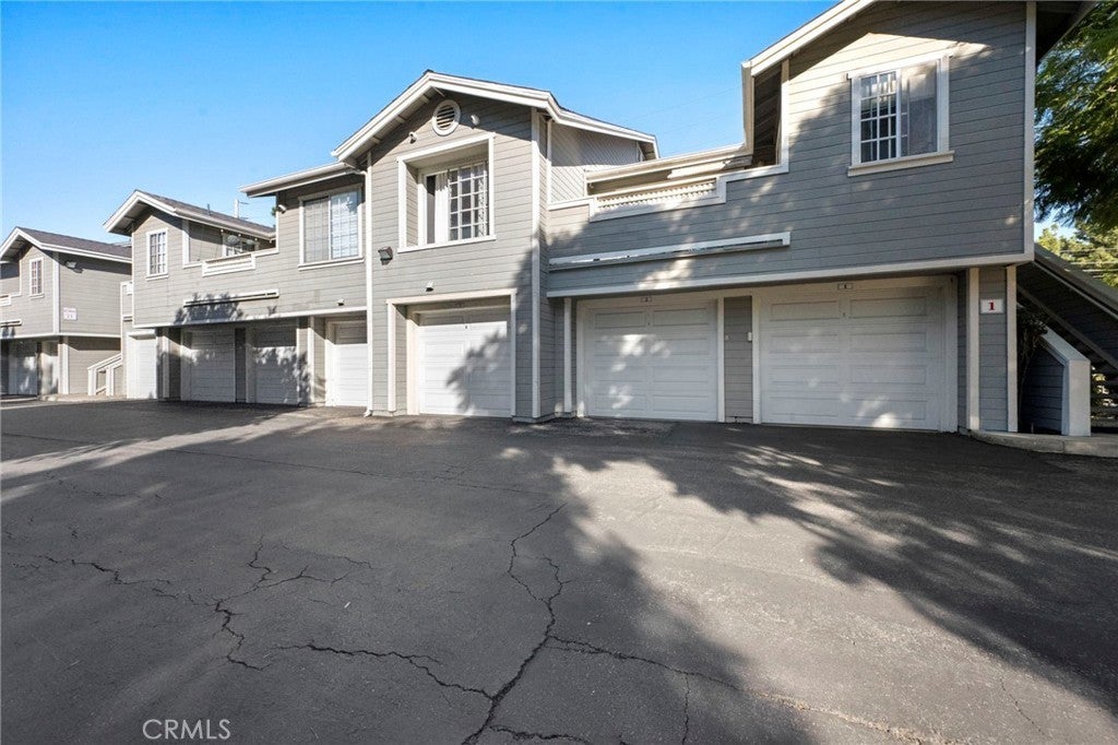 Photo of Listing #OC25241521