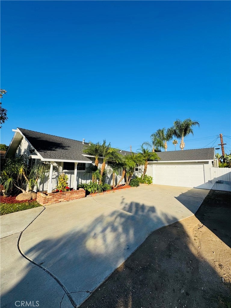 Photo of Listing #DW25245442