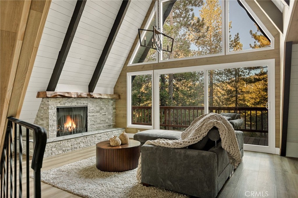 Photo of Listing #IG25240347