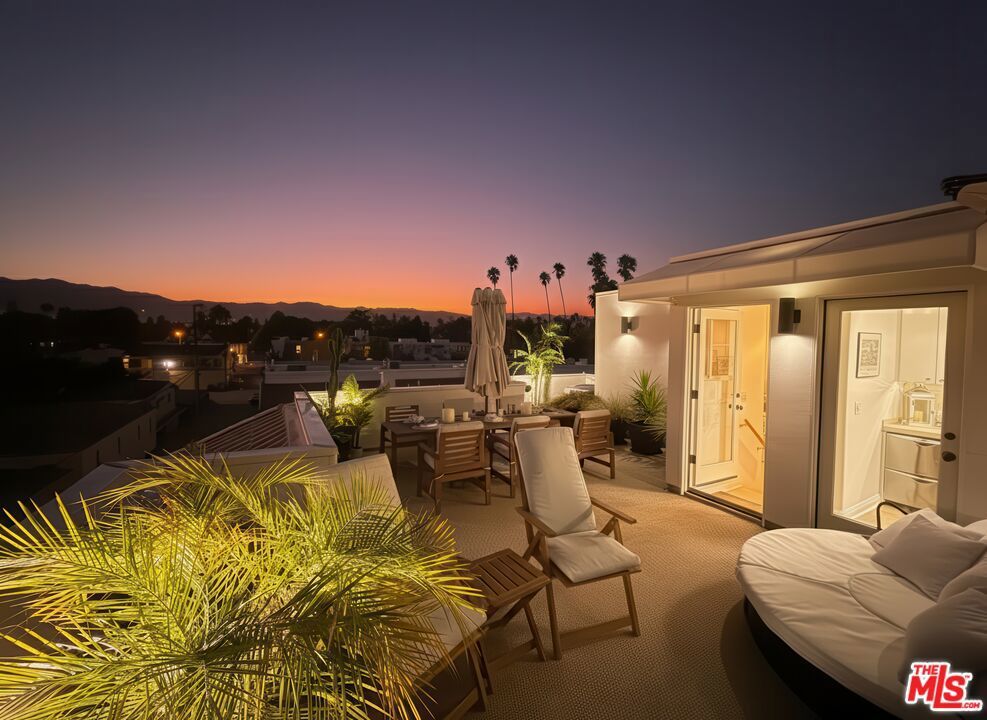 Photo of Listing #25609177