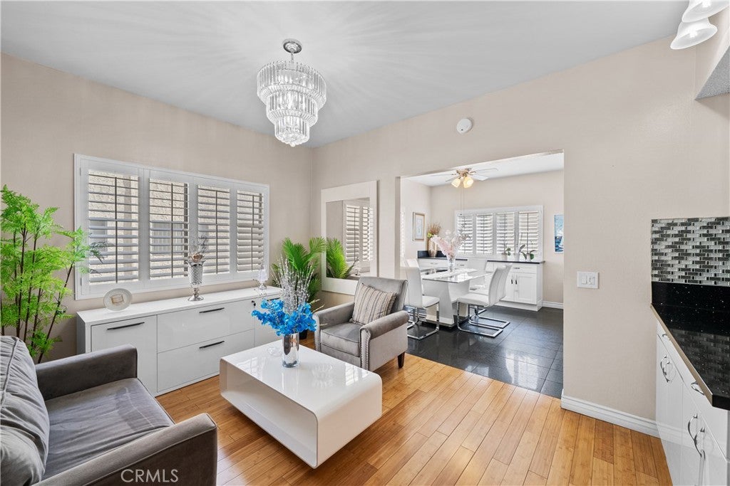 Photo of Listing #SR25246350