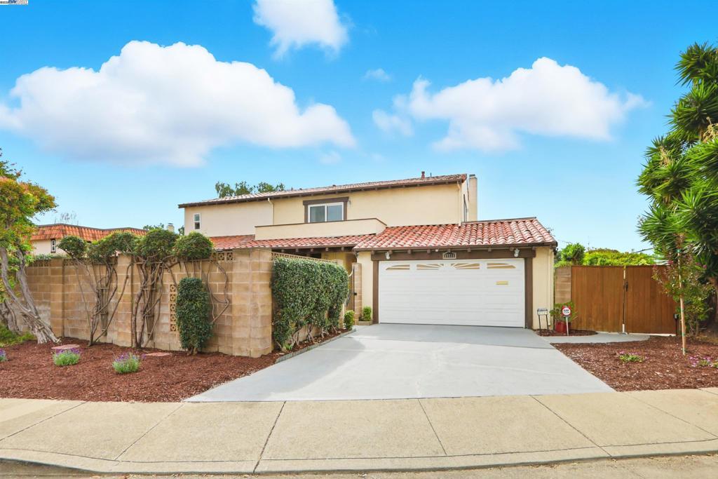 Photo of Listing #41115679