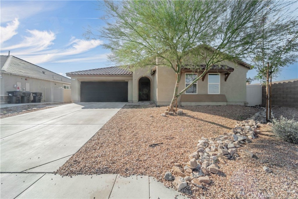 Photo of Listing #SR25245530