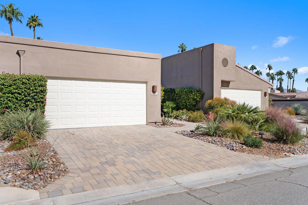 76658 Daffodil Drive, Palm Desert