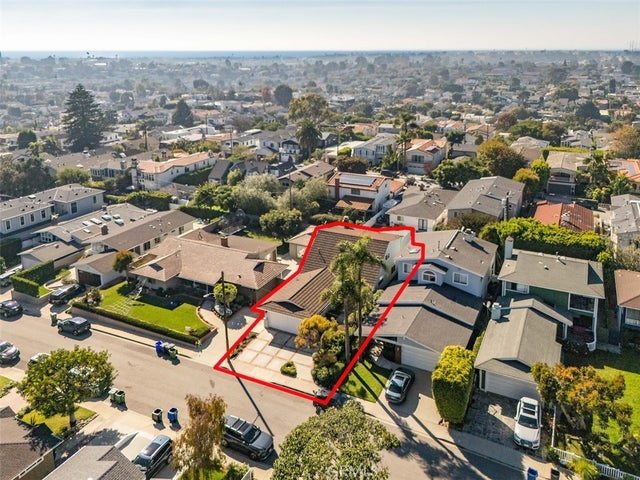 3601 Elm Ave., Manhattan Beach.