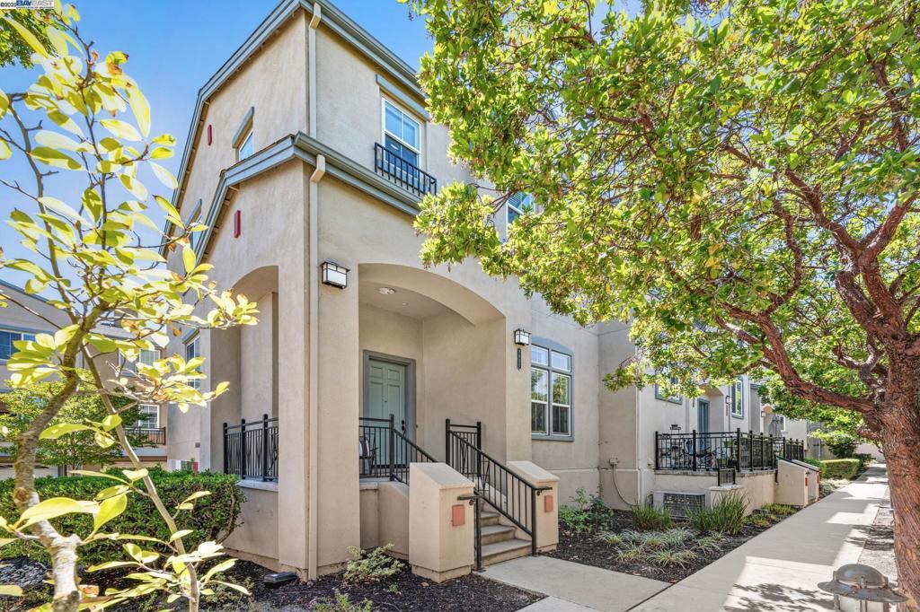 Photo of Listing #41115705