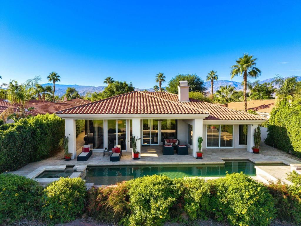 235 Loch Lomond Road, Rancho Mirage