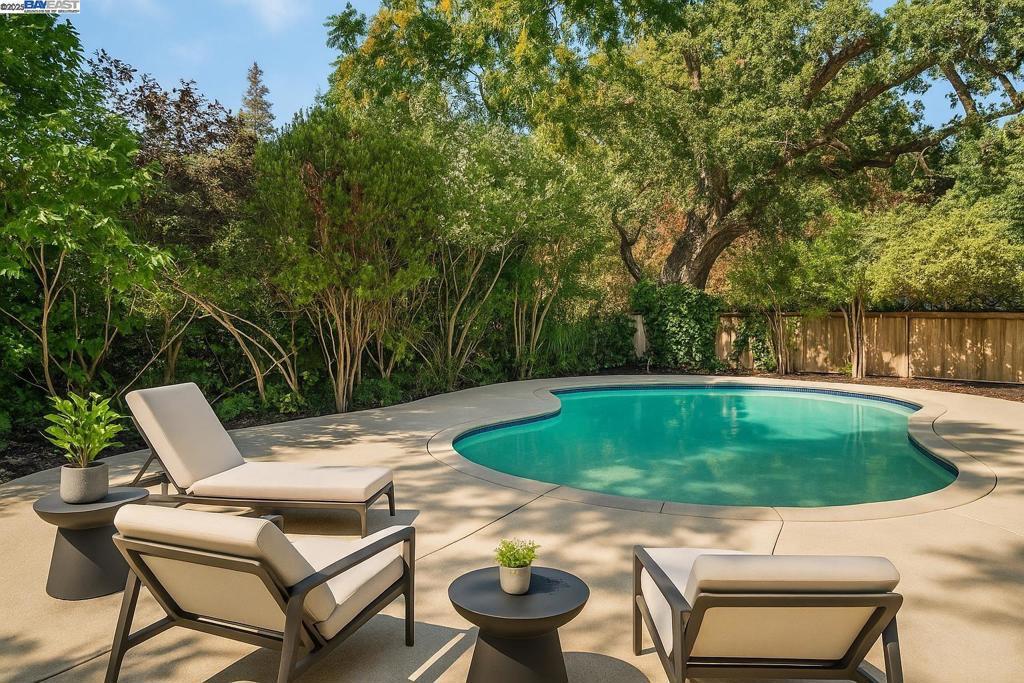 Photo of Listing #41115745