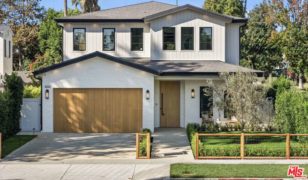 Photo of Listing #25610575