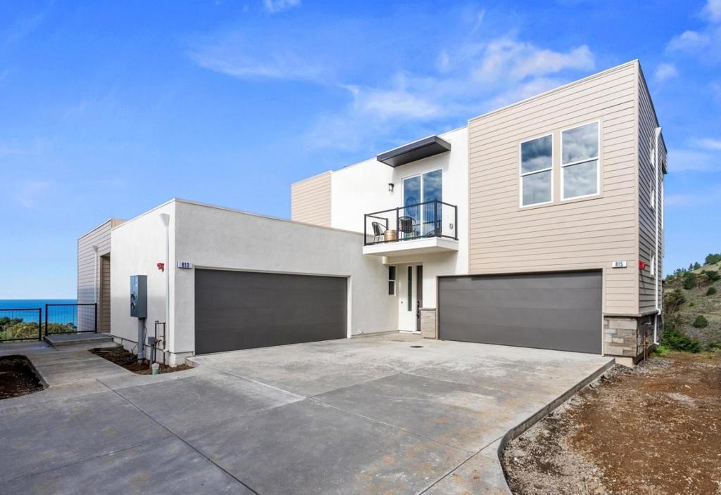 Photo of Listing #ML82025864