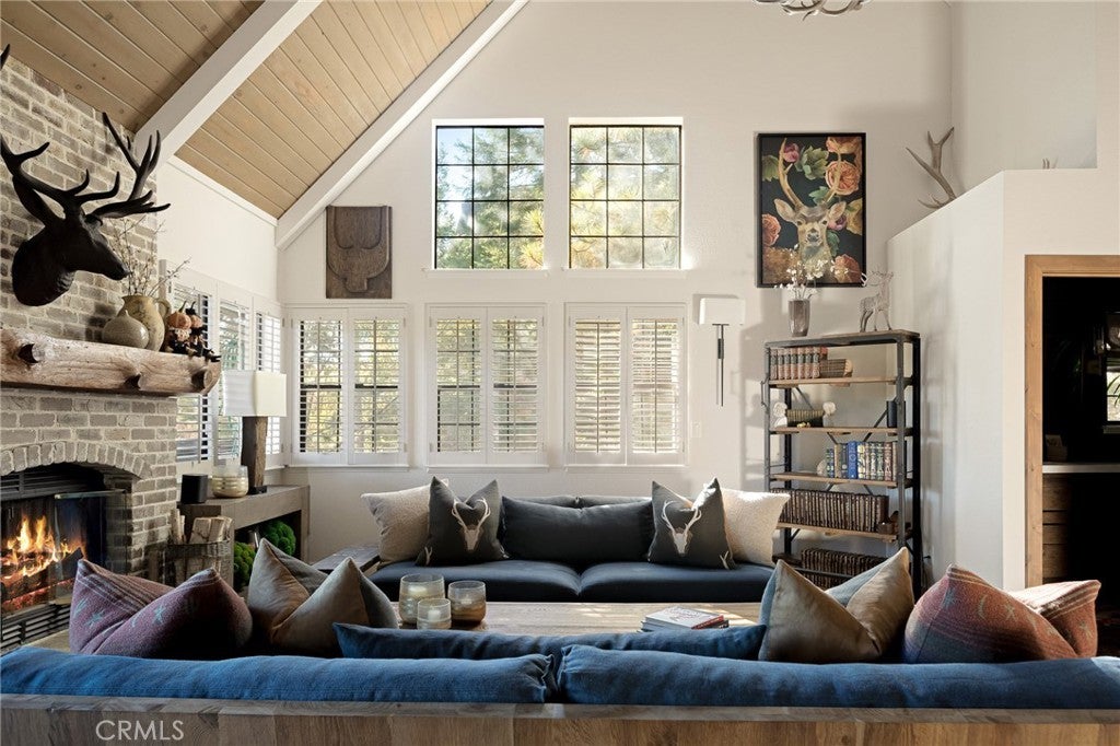 Photo of Listing #IG25246425