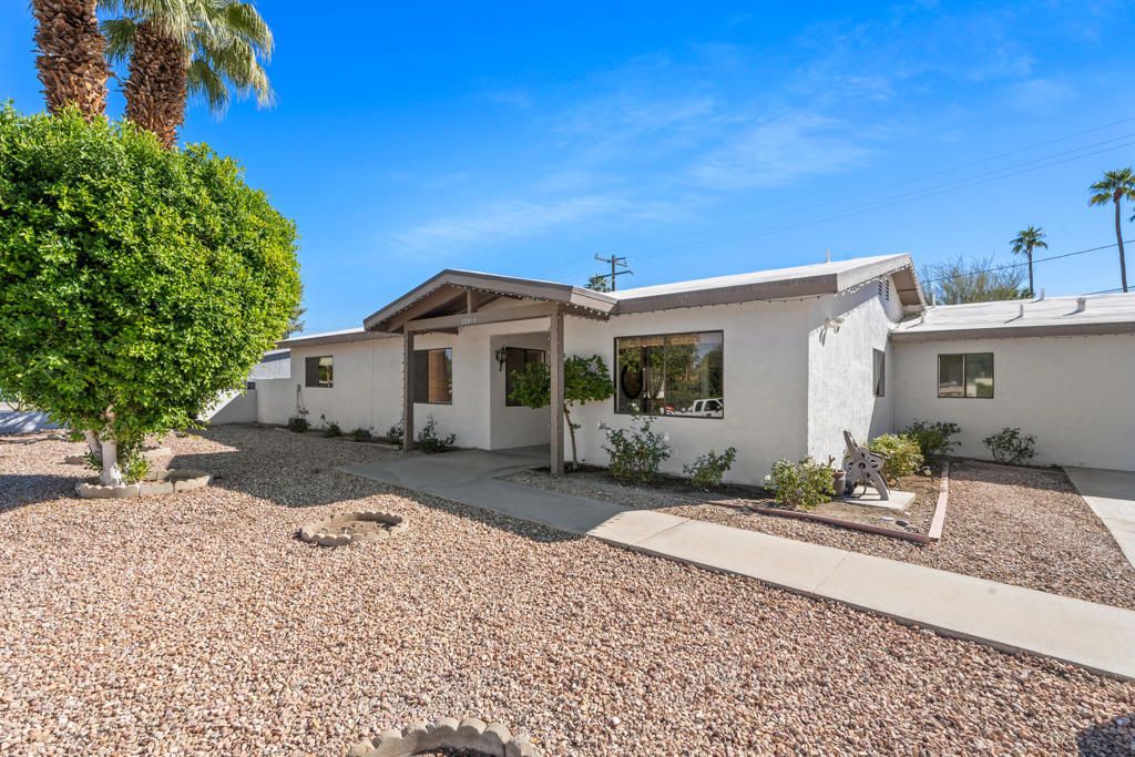 73915 Mountain View Avenue, Palm Desert