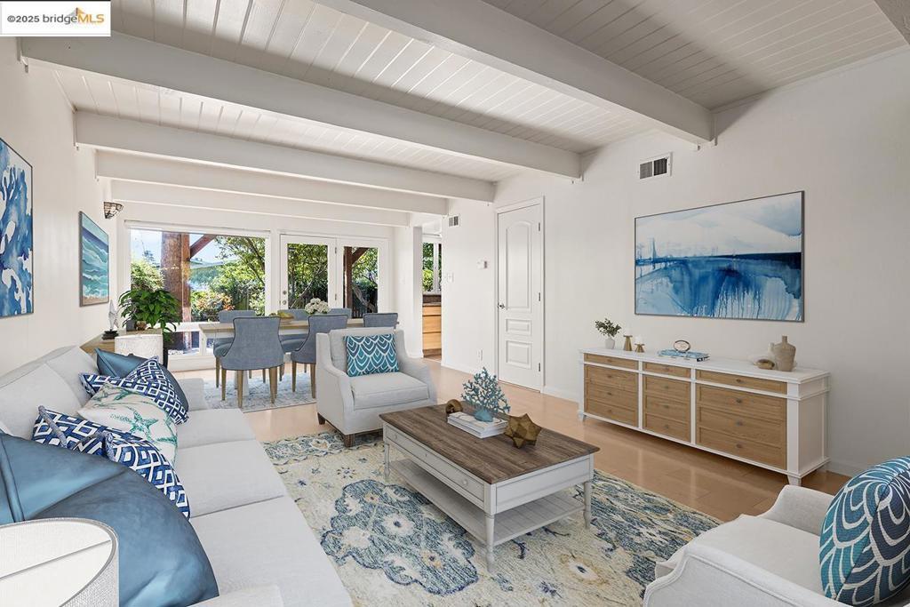 Photo of Listing #41115771