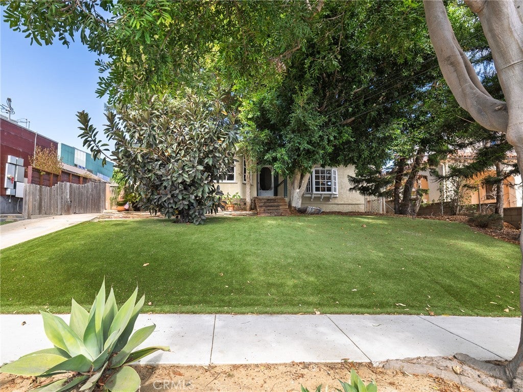 Photo of Listing #SB25245231