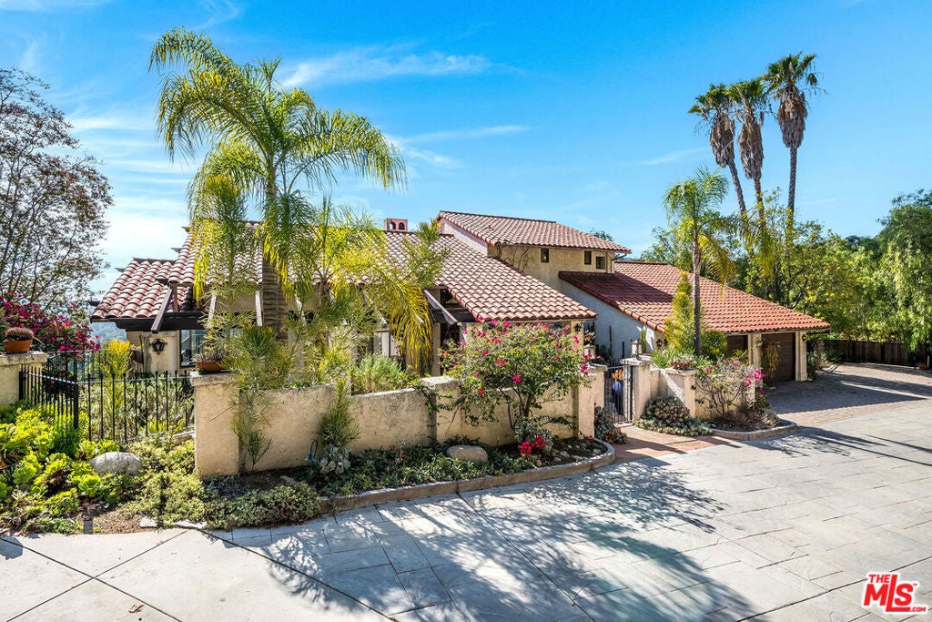 Photo of Listing #25610521